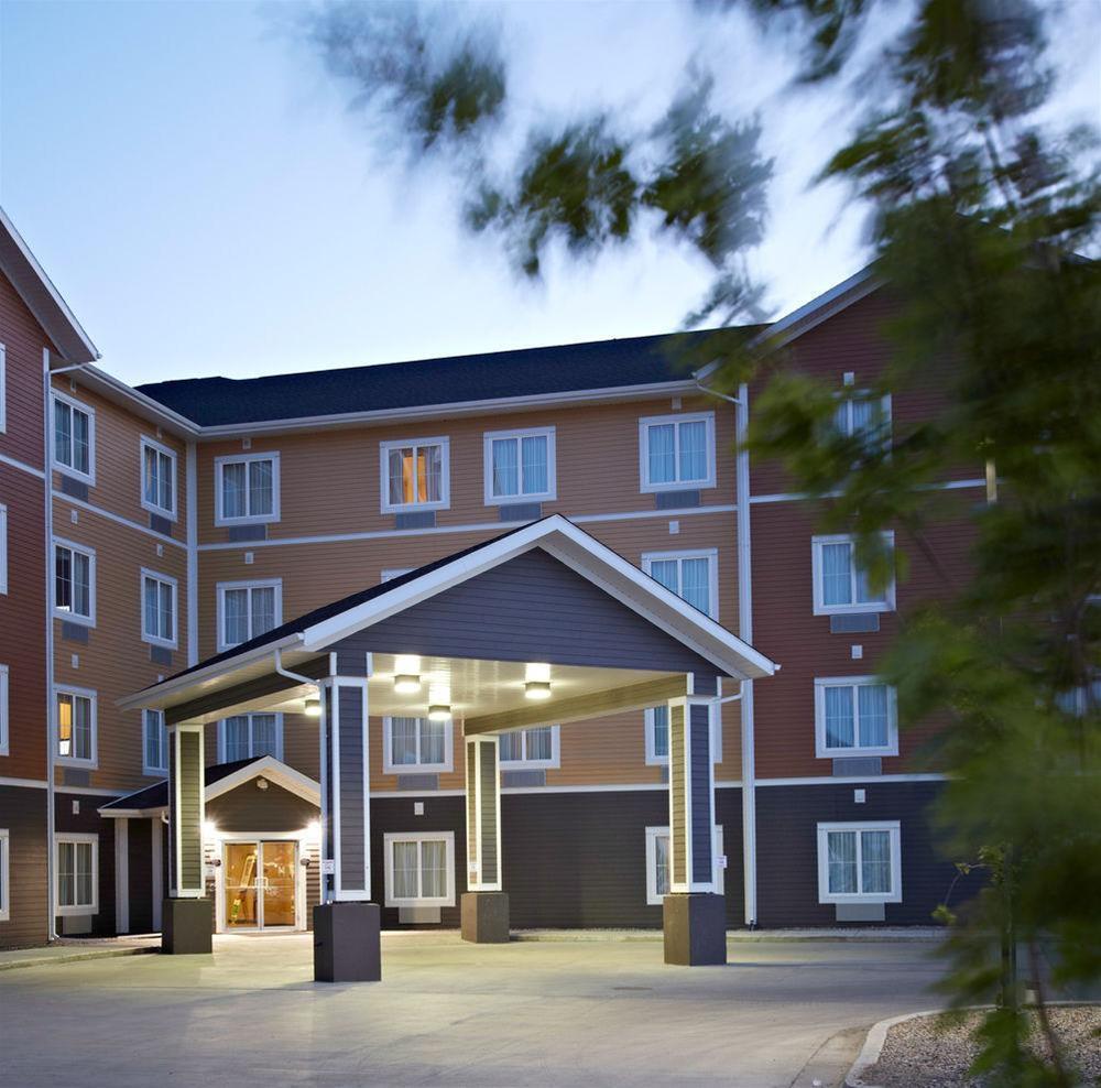 Quality Inn & Suites Estevan Eksteriør bilde