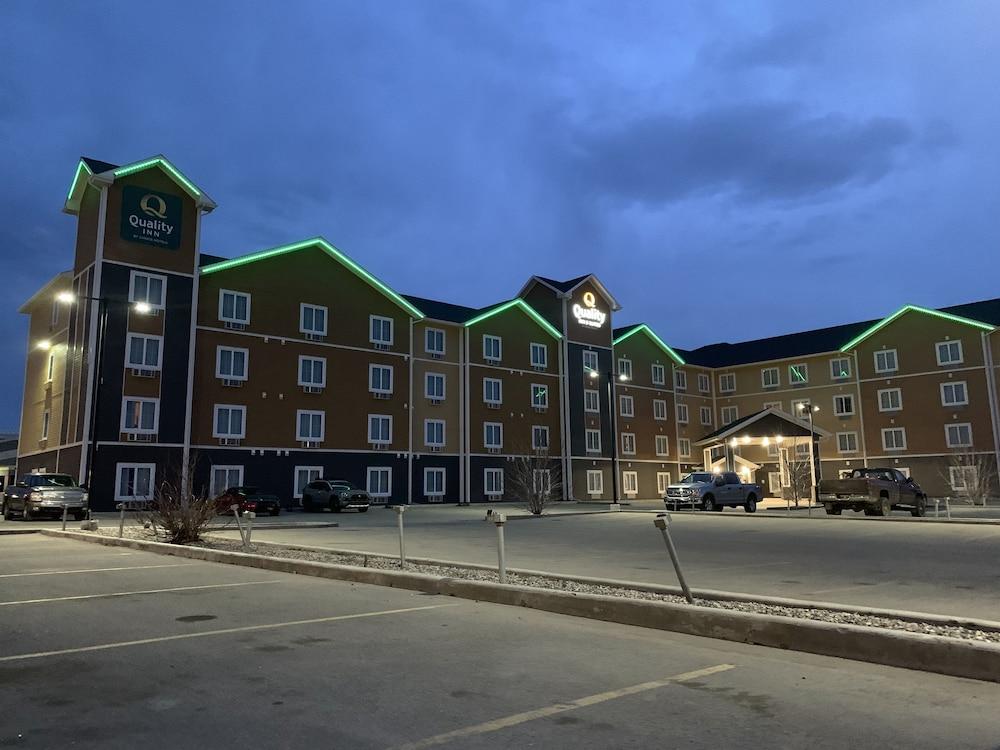 Quality Inn & Suites Estevan Eksteriør bilde